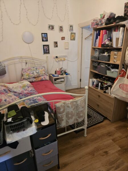 2 Separate One-Bedroom Flats  For Sale, IG11
