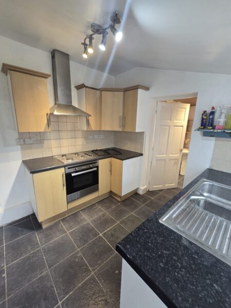 4 Bedroom Terraced House to Ket in IG1 2PA