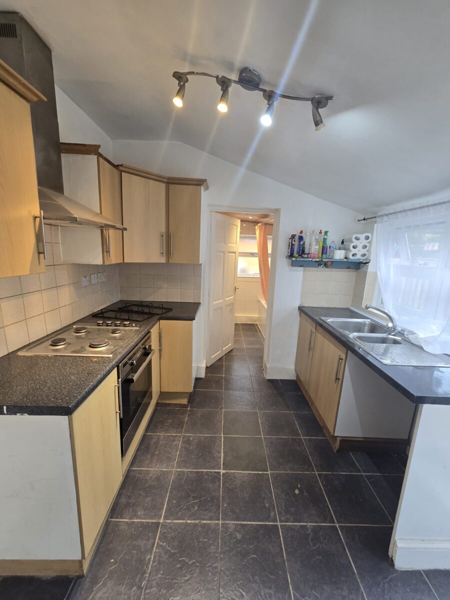 4 Bedroom Terraced House to Ket in IG1 2PA