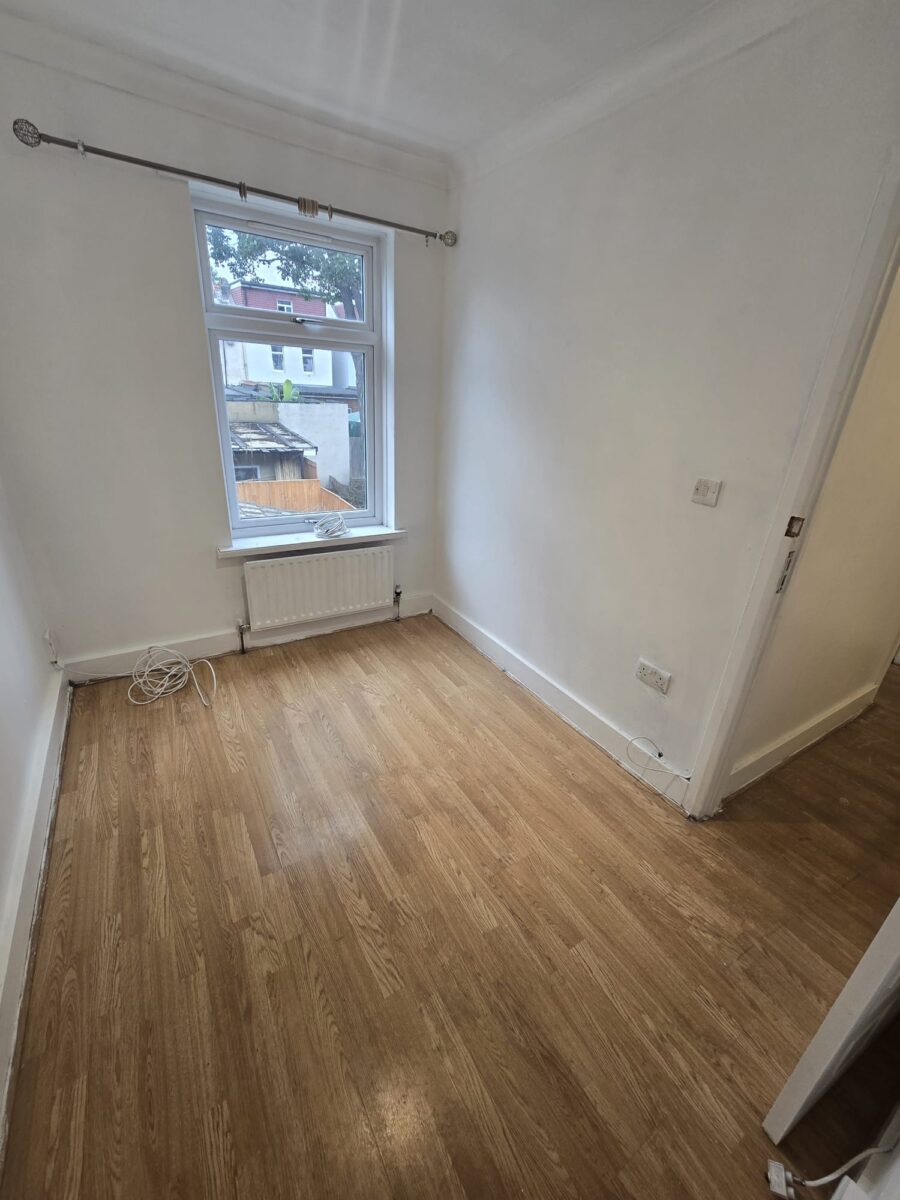 4 Bedroom Terraced House to Ket in IG1 2PA