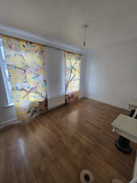 4 Bedroom Terraced House to Ket in IG1 2PA