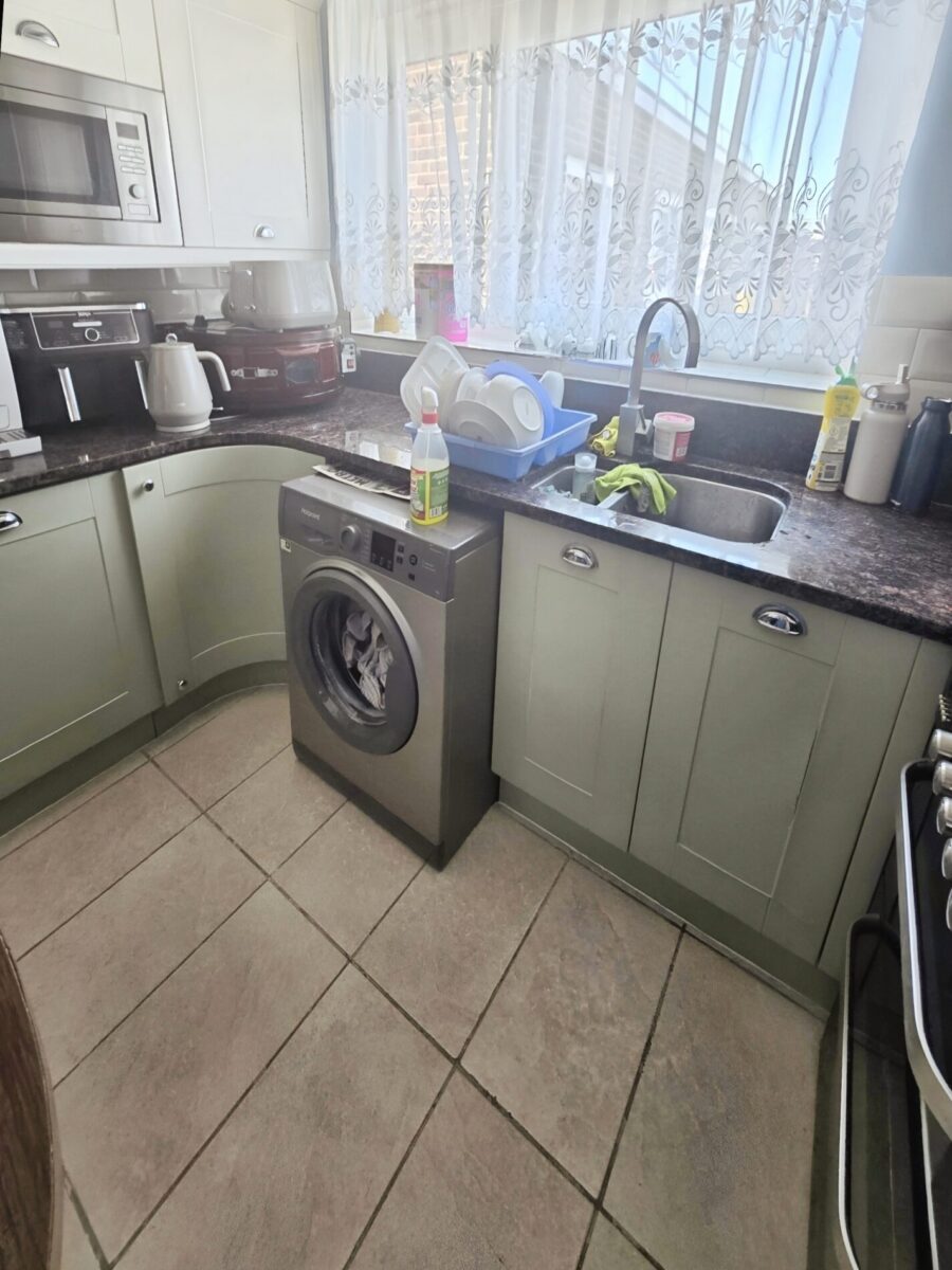 3-Bedroom Flat For Rent, IG11