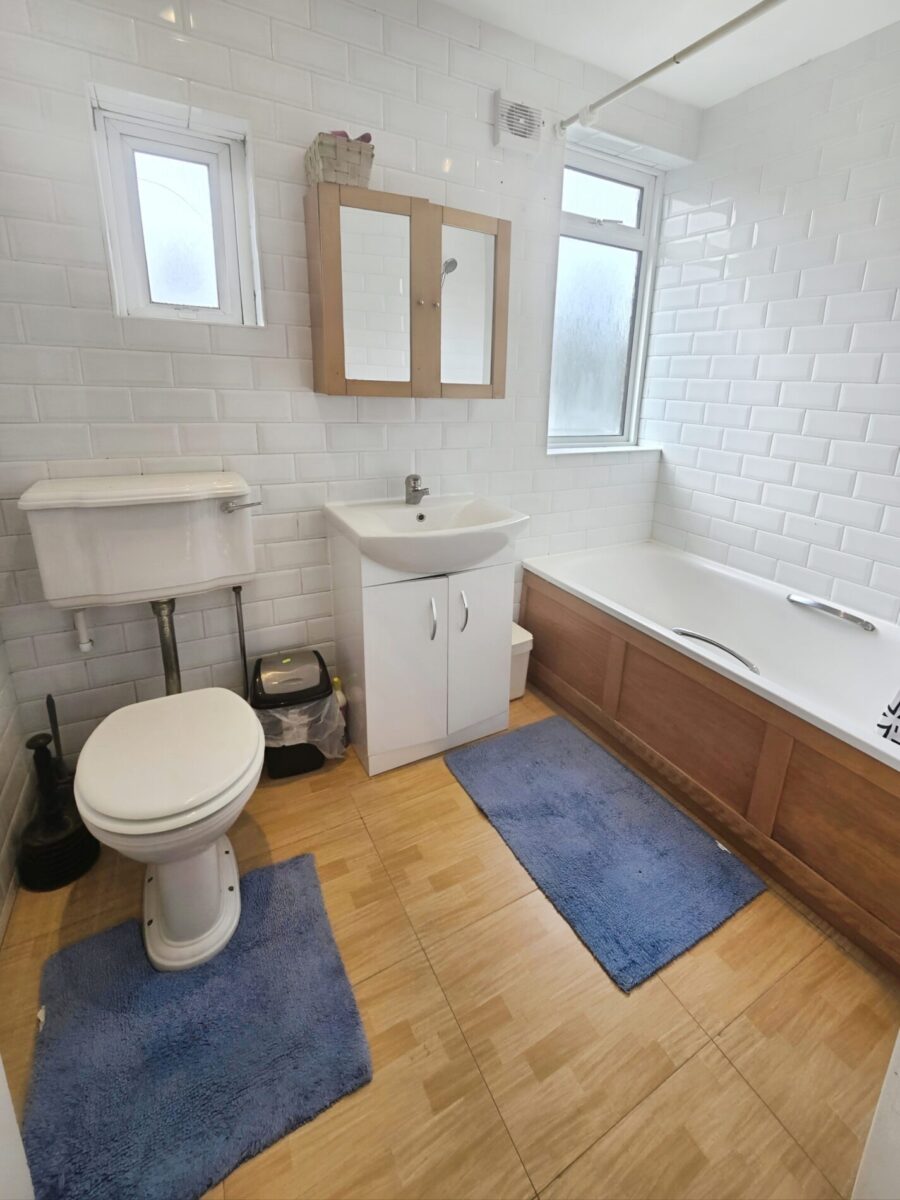 4-Bedroom Property Available for Rent, IG11