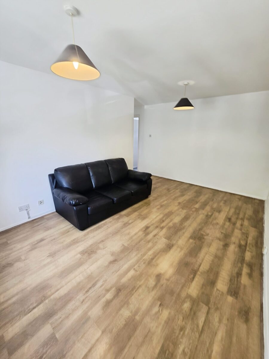 One-Bedroom Flat for Sale, IG11