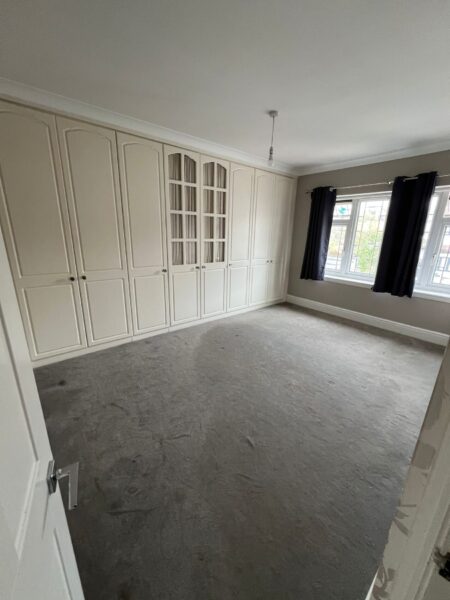 3 Bedroom House For Rent, IG6