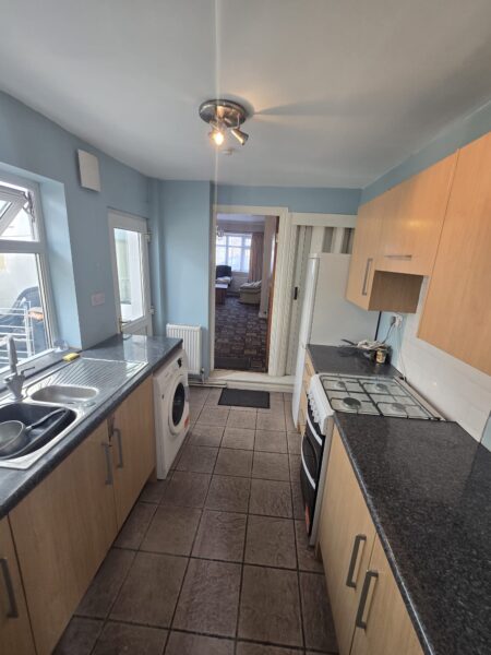 3-Bedroom House for Rent – Newly Refurbished – Barking