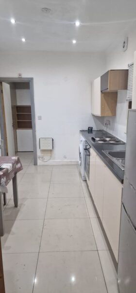 One Bedroom Flat , RM18
