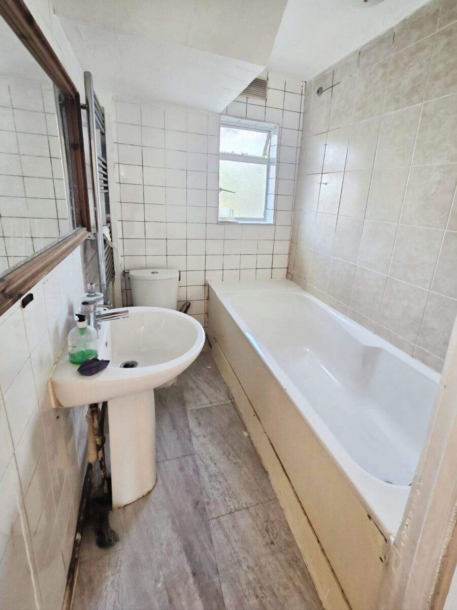 3-Bedroom House to Let, IG11