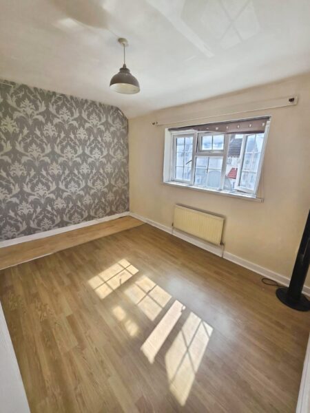 3-Bedroom House to Let, IG11