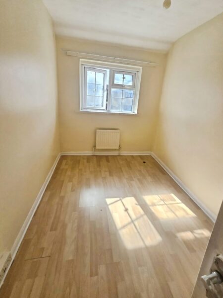 3-Bedroom House to Let, IG11