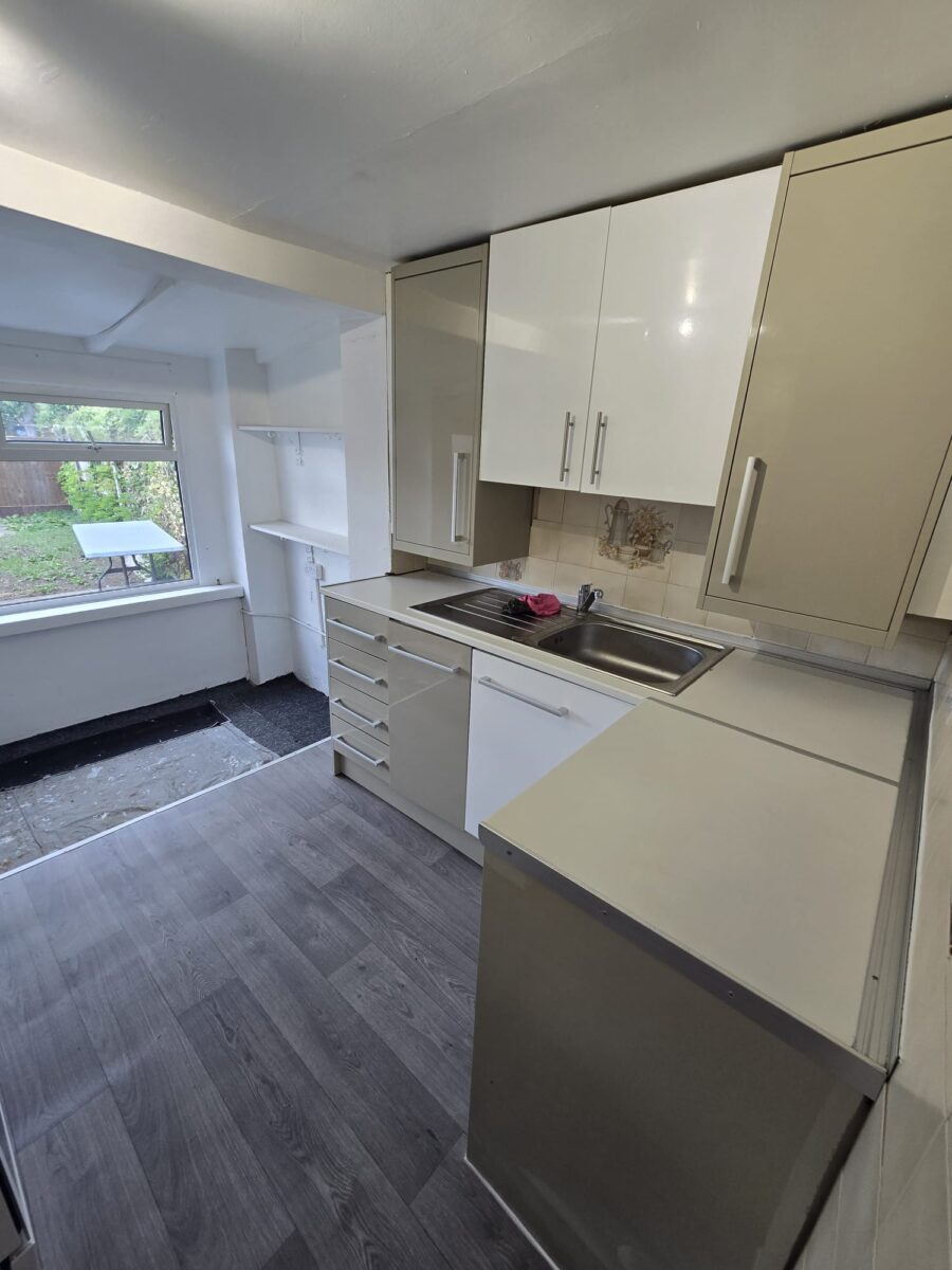 Grangewood Avenue RM13