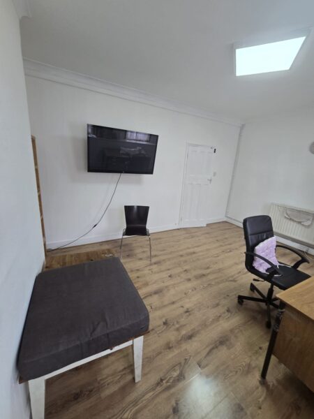 2-Bedroom Flat for Rent, SE8 4RG