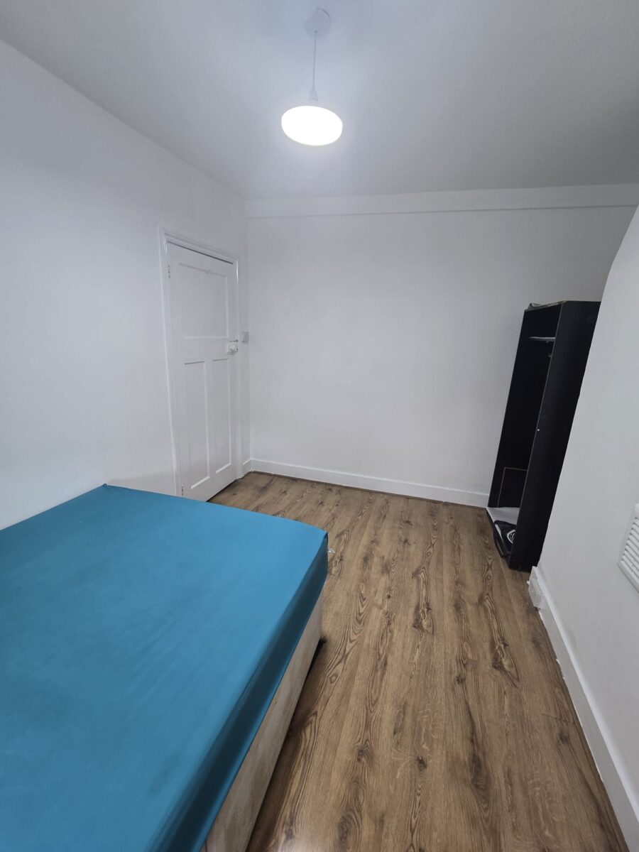 2-Bedroom Flat for Rent, SE8 4RG