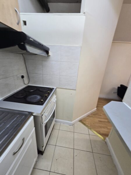 Massive Flat with Bills £1650, IG11