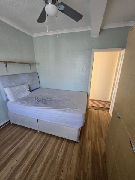 2 Bed Flat For Sale, E12