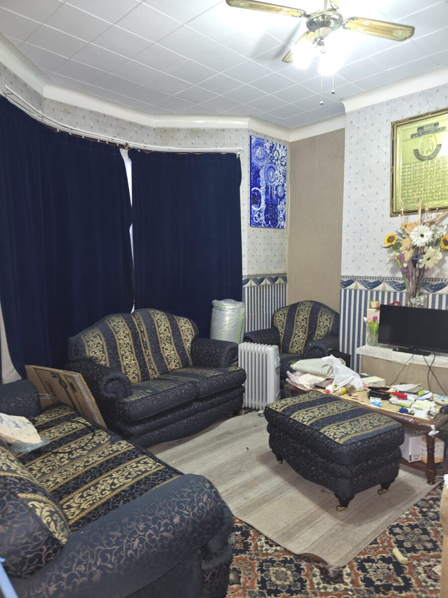 5 Bed Semi Detatched House For Sale E12