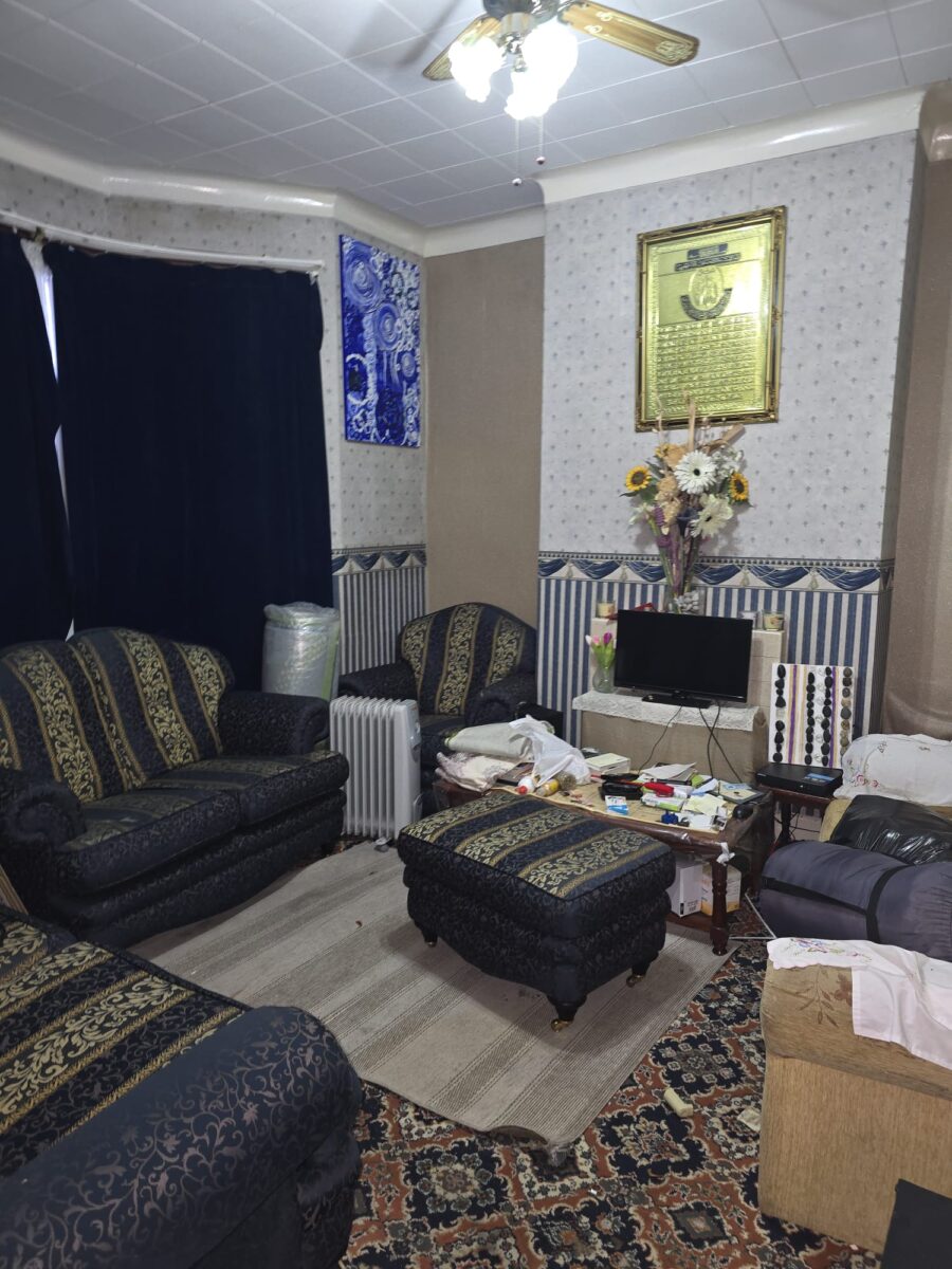 5 Bed Semi Detatched House For Sale E12