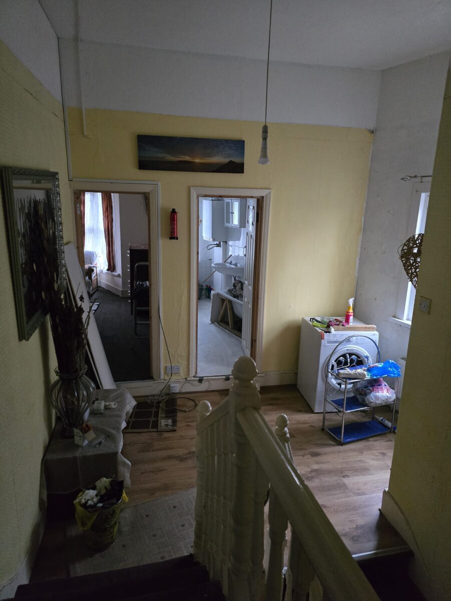 5 Bed Semi Detatched House For Sale E12