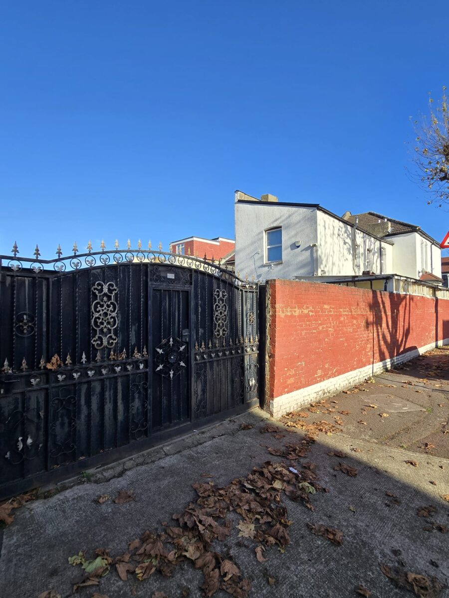 4  Bedroom End Terrace House For Sale,E12