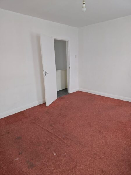 3 Bed Family Homes For Sale, E7