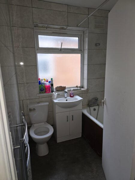 3 Bed Family Homes For Sale, E7