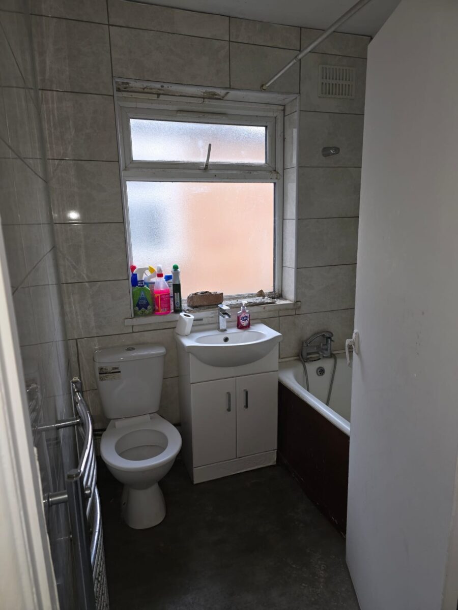 3 Bed Family Homes For Sale, E7