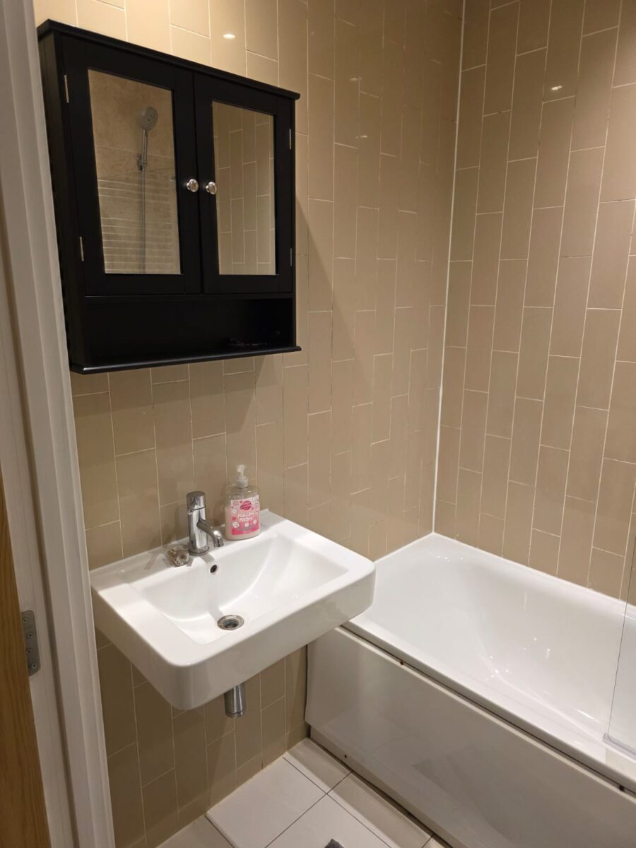 One Bed Flat To Let, IG11