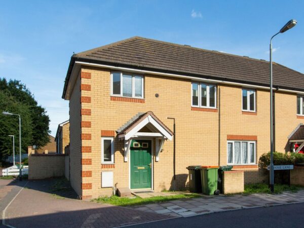 5-Bedroom Family Home For Rent, E12