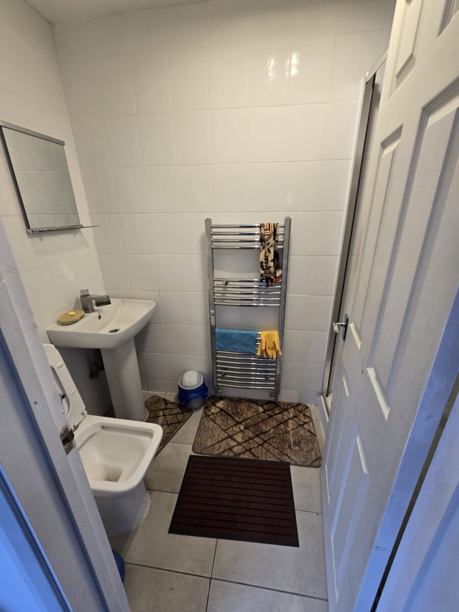 5 Bedroom House For Sale, IG11