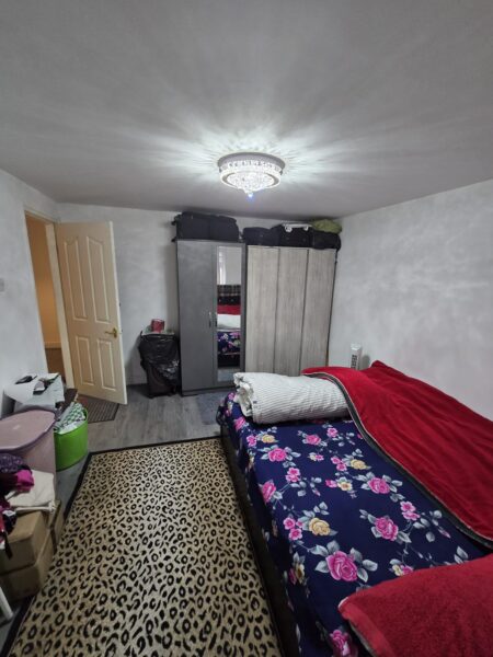 5 Bedroom House For Sale, IG11