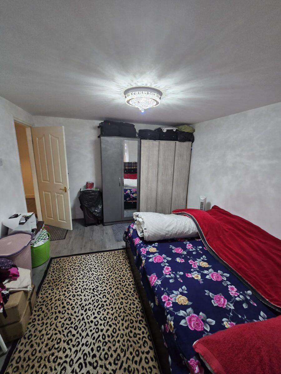 5 Bedroom House For Sale, IG11