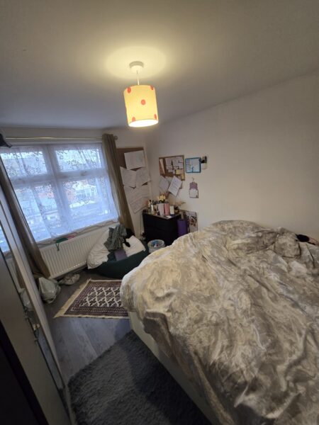 5 Bedroom House For Sale, IG11