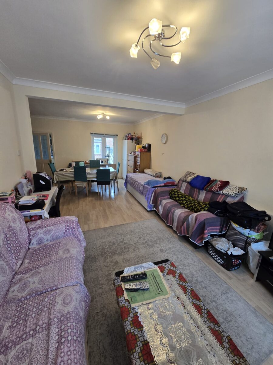 5 Bedroom House For Sale, IG11