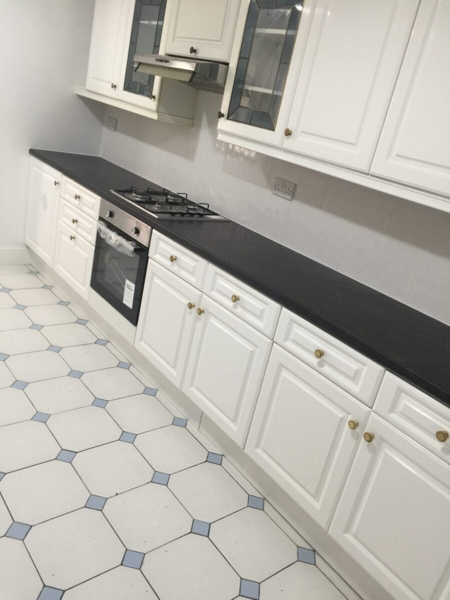 Multiple En-Suite Rooms Available in Shared House