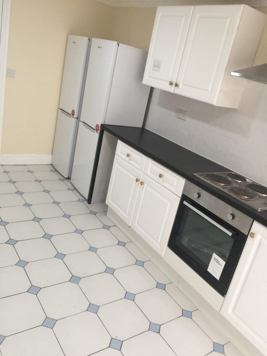 Multiple En-Suite Rooms Available in Shared House