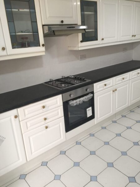 Multiple En-Suite Rooms Available in Shared House