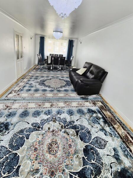 3 Bedroom Flat in IG11 £2300