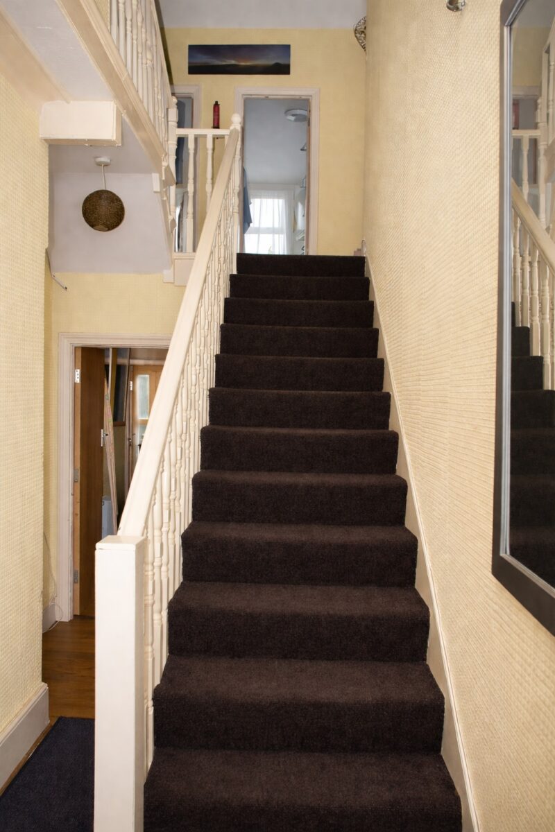 5 Bed Semi Detatched House For Sale E12