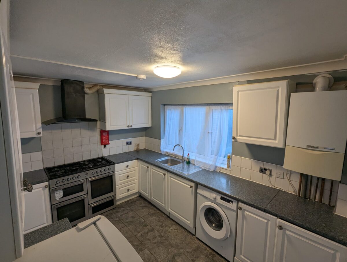 Three-Bedroom House to Rent, RM16