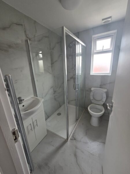 2 Bed Flat, Ilford, IG1