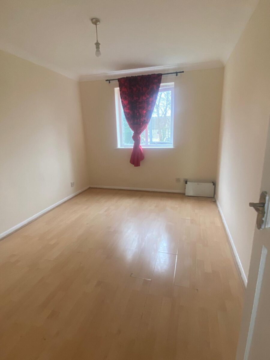 2 Bedroom Flat for Rent, IG11