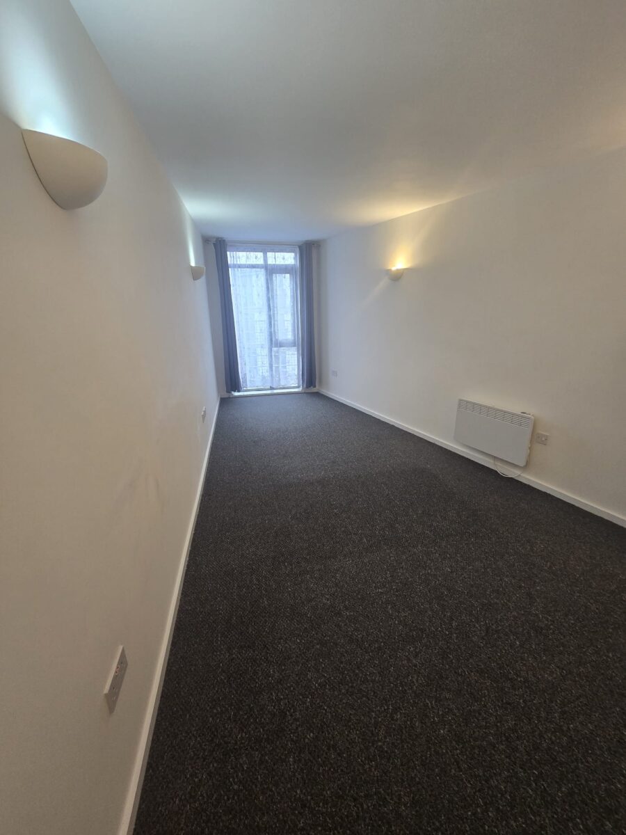 1-Bedroom Flat For Rent, IG11