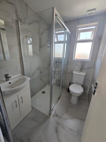 2 Bed Flat, Ilford, IG1