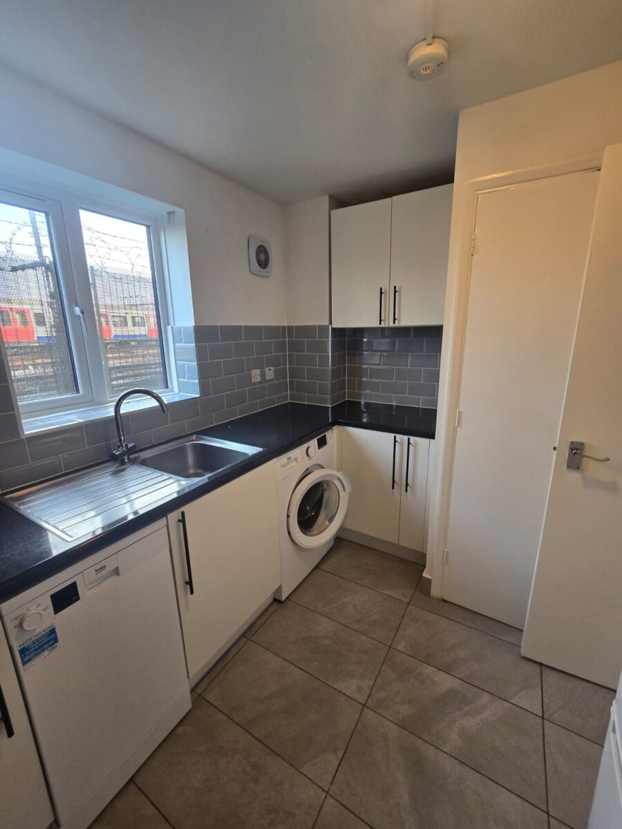 Greenslade Road, London, IG11