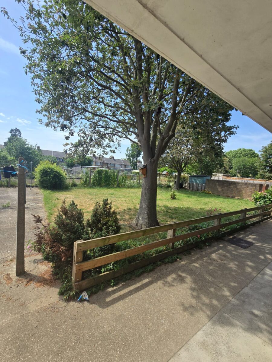 Studio Flat Available for Rent , IG11