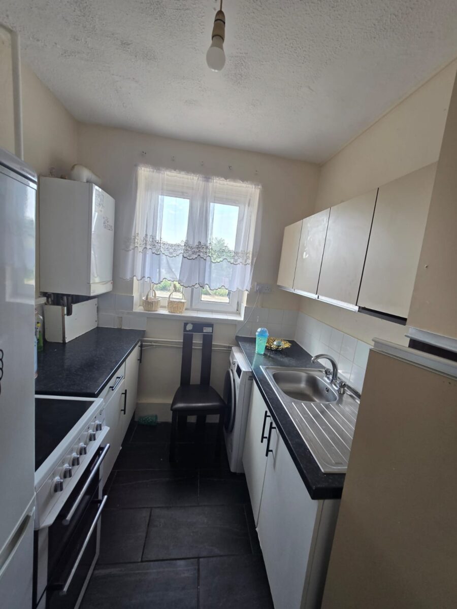 Studio Flat Available for Rent , IG11