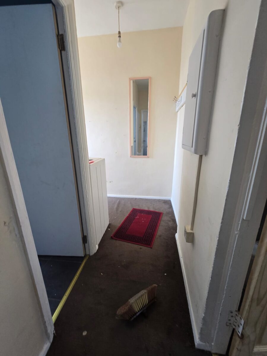 Studio Flat Available for Rent , IG11