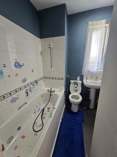 Studio Flat Available for Rent , IG11