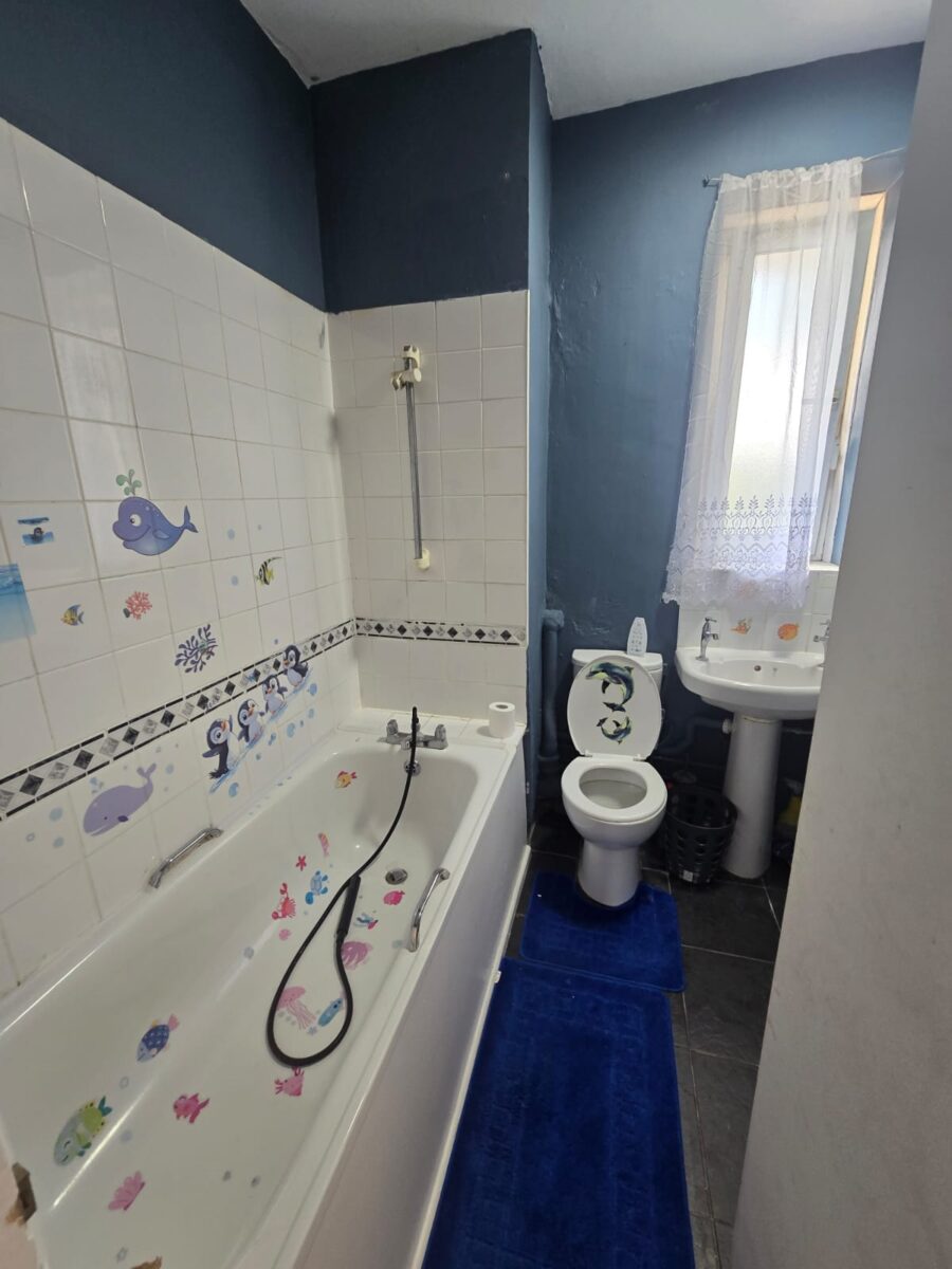 Studio Flat Available for Rent , IG11