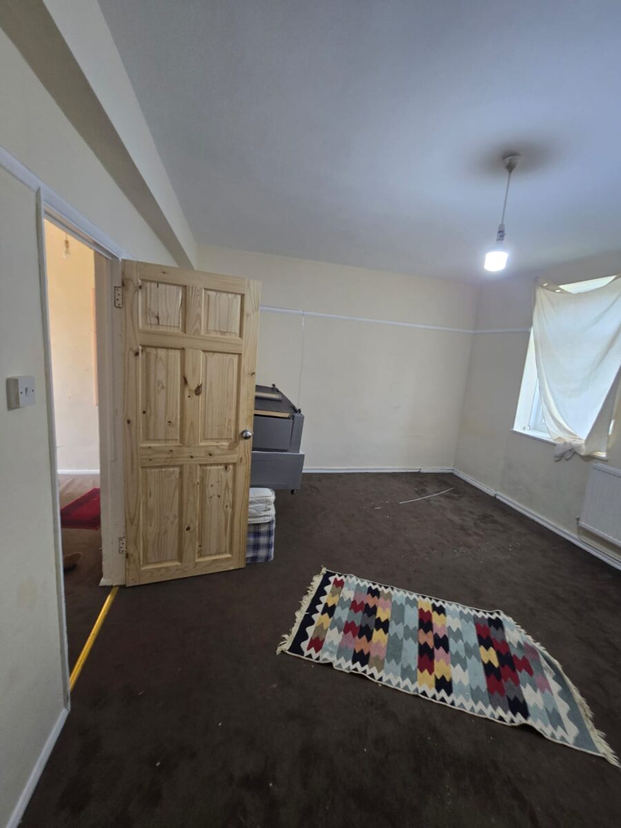Studio Flat Available for Rent , IG11